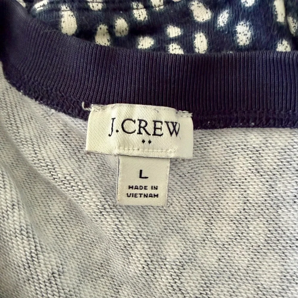 J. Crew Printed Crewneck Sweatshirt Oncila Print Navy/Ivory, SZ L LIKE NEW - Picture 3 of 6